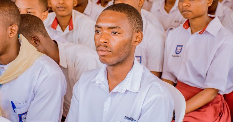 Students Prove They’re the Real Experts During Teacher Protests, Apparently – Intenational